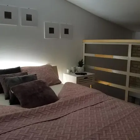 Zona 1 Apartment *